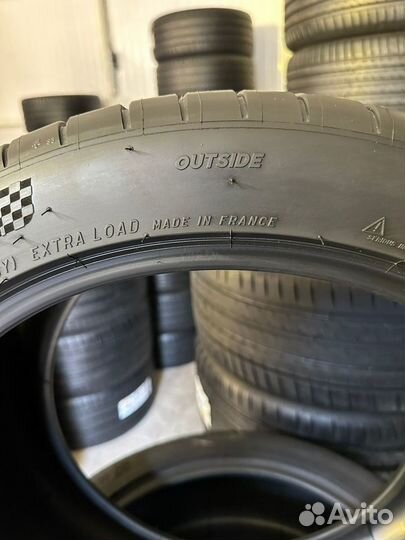 Michelin Pilot Sport 4 S 275/40 R20 и 315/35 R20