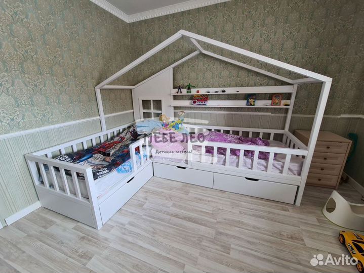 Кровать домик