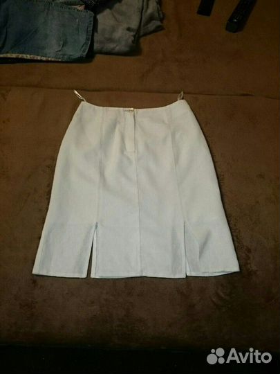 Льняная юбка и пиджак