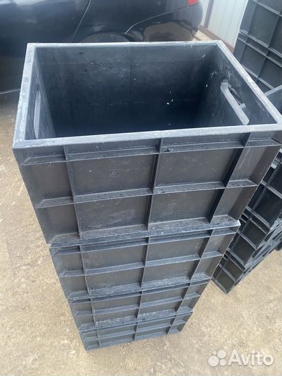 Ящик пластиковый
