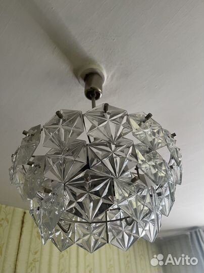 Хрустальная люстра