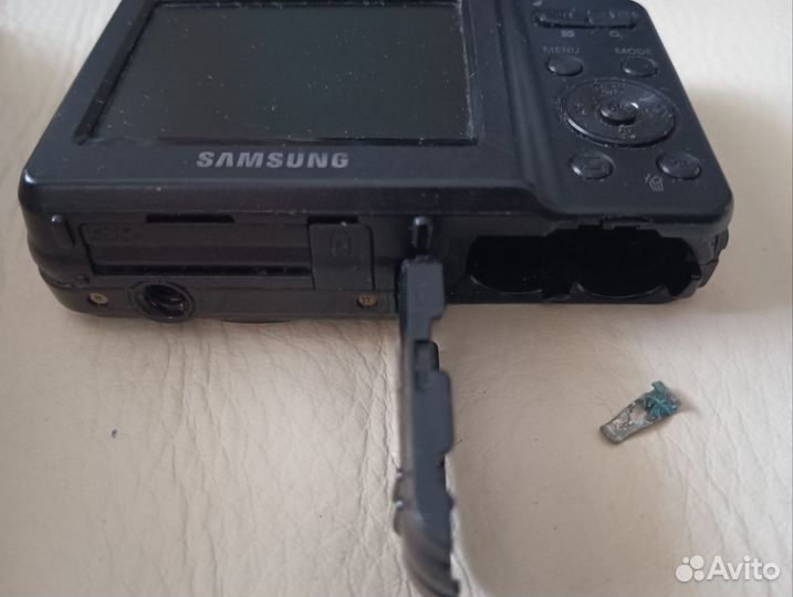 Цифровой фотоаппарат Samsung ES9