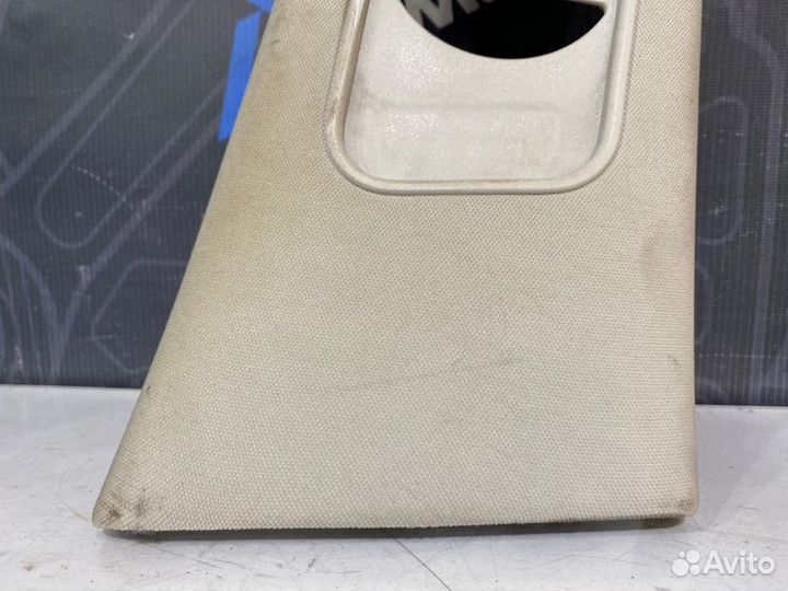 Обшивка салона правая Volkswagen Passat Variant B5