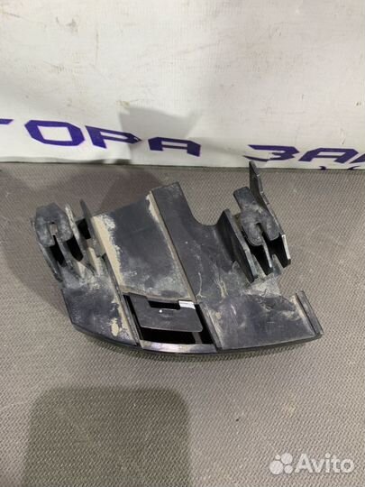 Кронштейн бампера заднего боковой Lexus Lx -Series