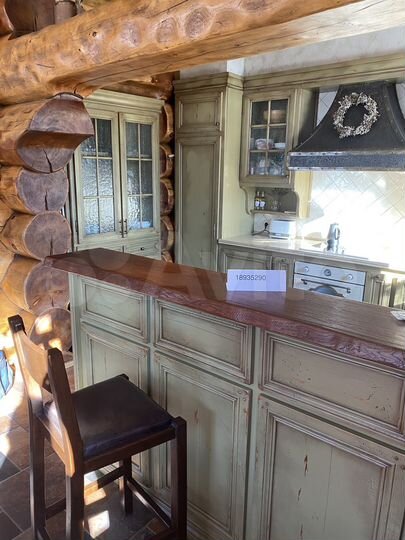 Дом 400 м² на участке 2 га