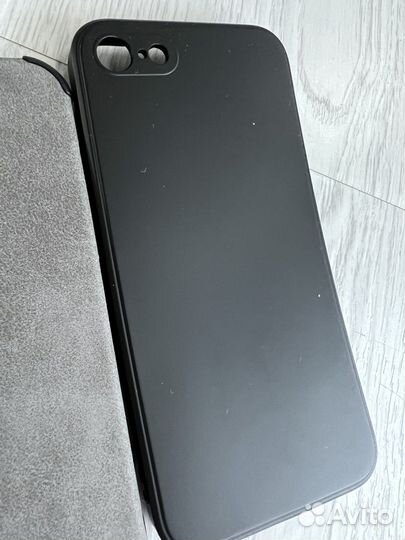 Чехлы на телефоны