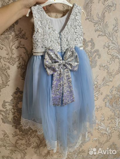 Платье для девочки новое