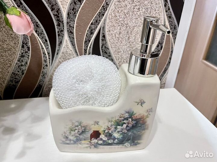 Подставка для моющего и губок