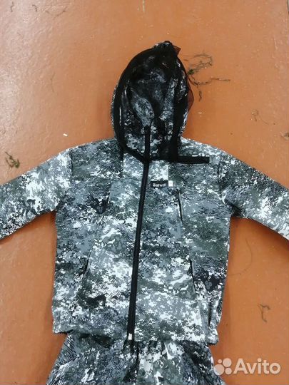 Защитный костюм