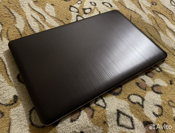 Ноутбук asus VivoBook Max