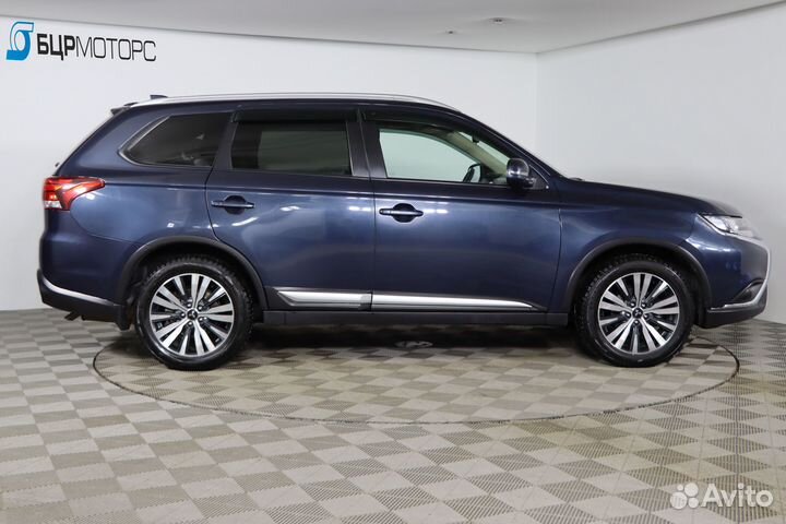 Mitsubishi Outlander 2.0 CVT, 2021, 152 438 км