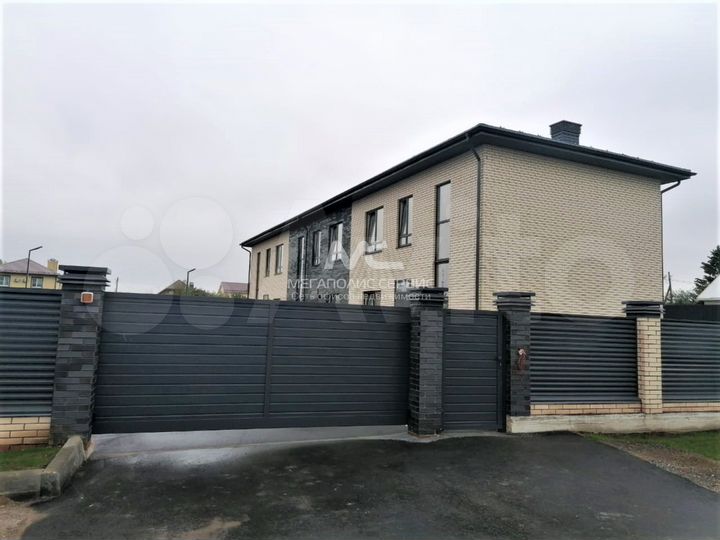 Таунхаус 108 м² на участке 2,5 сот.