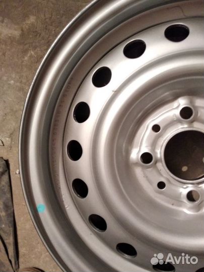 Штампованные диски 14