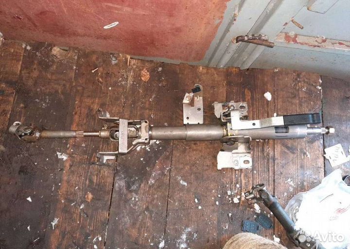 Рулевая колонка Kia Carens рест. 2005