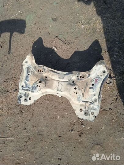 Подрамник Peugeot 206 Пежо 206