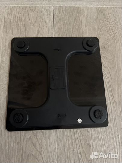 Весы напольные электронные