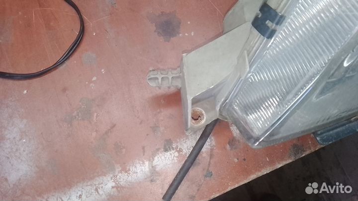 Фара на сааб 9-5