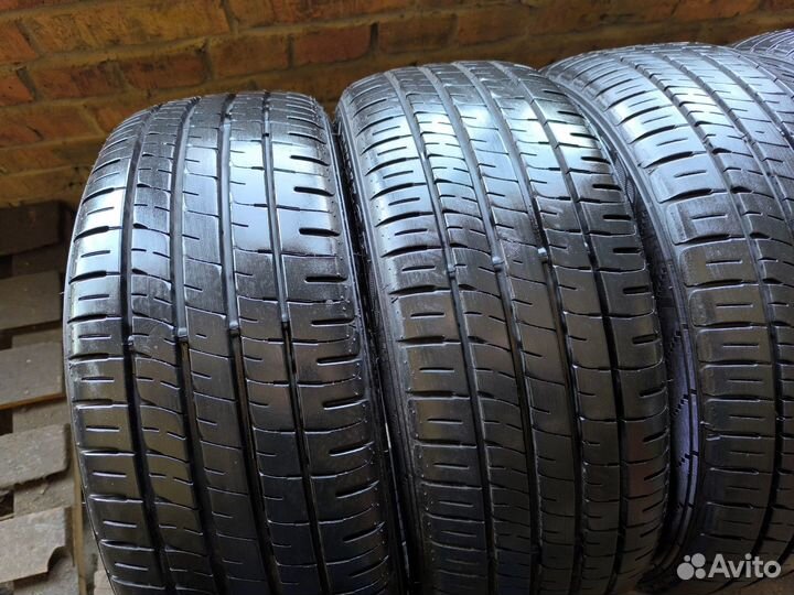 Dunlop Enasave EC204 215/45 R17