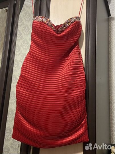 Вечернее платье