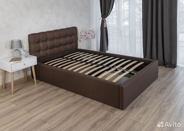 Кровать с подъемным механизмом