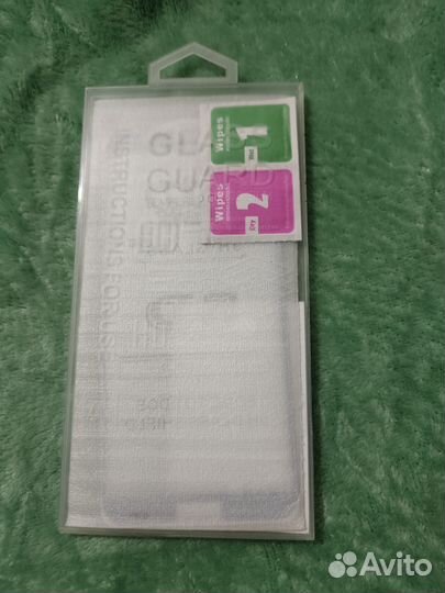 Защитное стекло на телефон новое