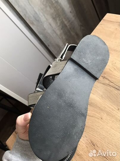 Сандалии женские