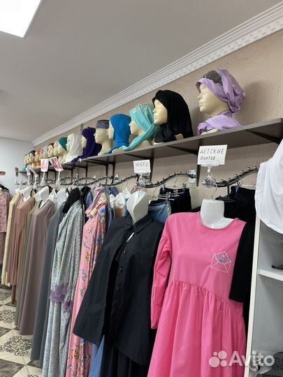 Книжные полки навесные