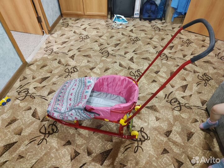 Детские санки с колесами