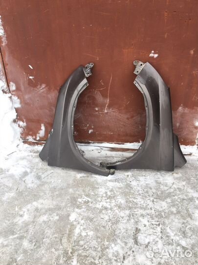 Переднее крыло Honda CR-V 3