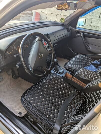 Mercedes-Benz C-класс 2.4 МТ, 1998, 450 000 км