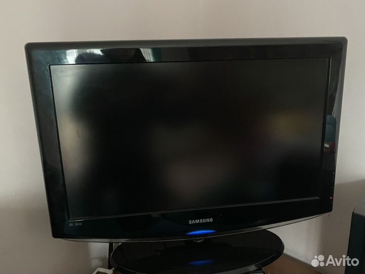 Телевизор samsung