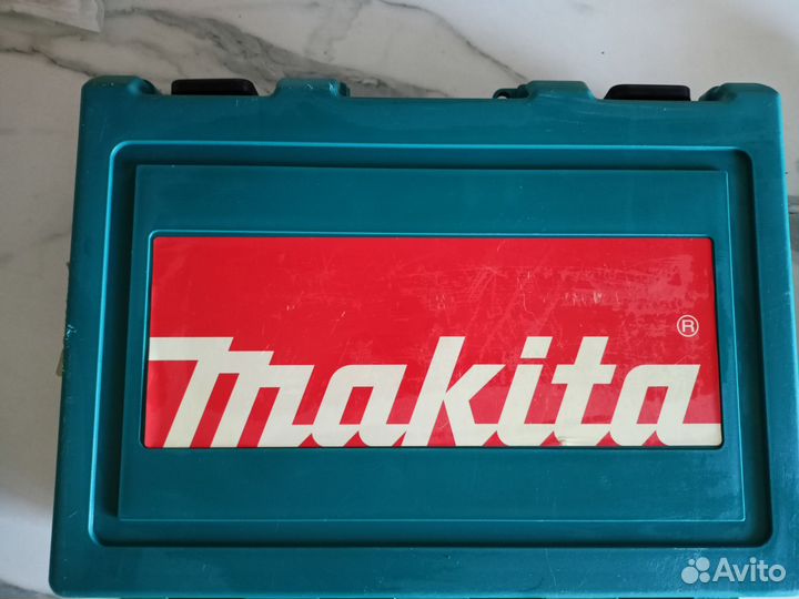 Перфоратор makita HR 2450