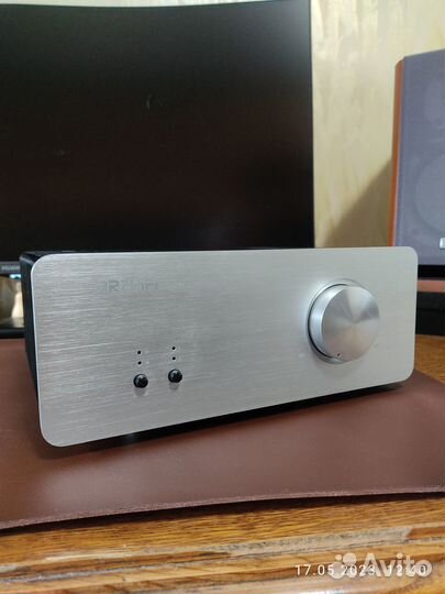 Усилитель Breeze Audio Hood SA1969