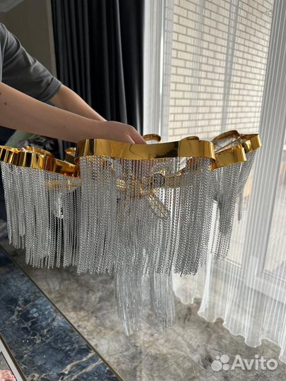 Люстра новая