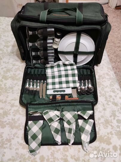 Набор для пикника Camping World Weekend 4 персоны