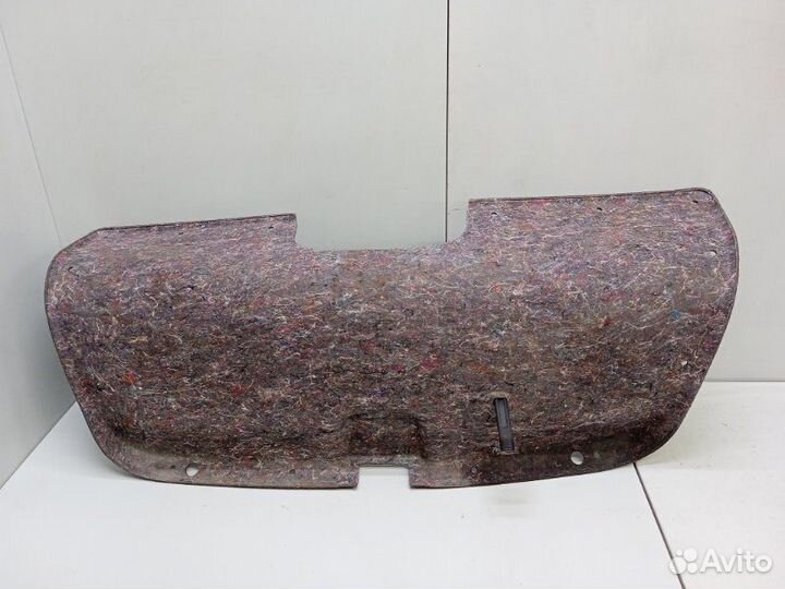 Обшивка двери багажника Skoda Rapid 1.6 2015