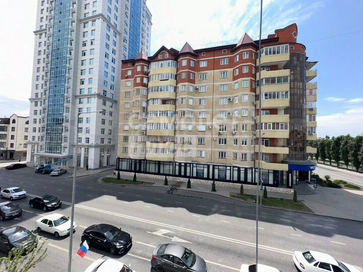 2-к. квартира, 62 м², 3/18 эт.