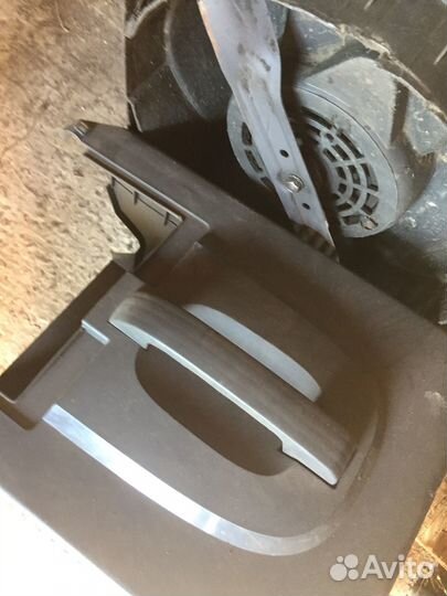 Газонокосилка электрическая gardena под ремонт