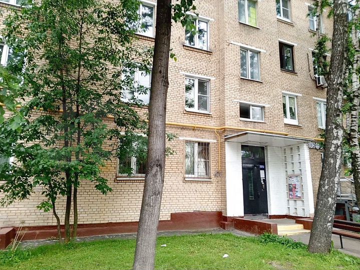 Доля в квартире-студии, 14,5 м², 1/9 эт.