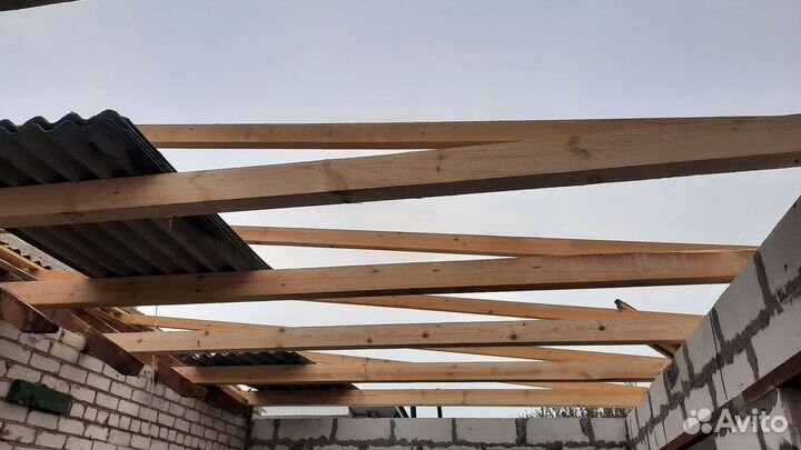 Бригада строителей