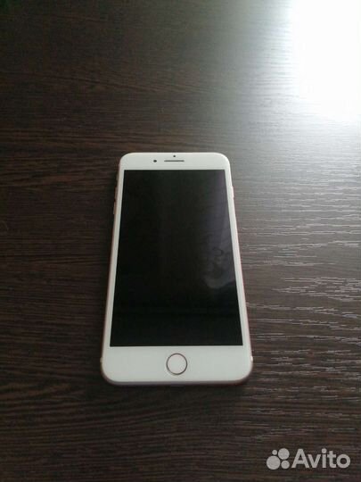 Телефон iPhone 7 plus