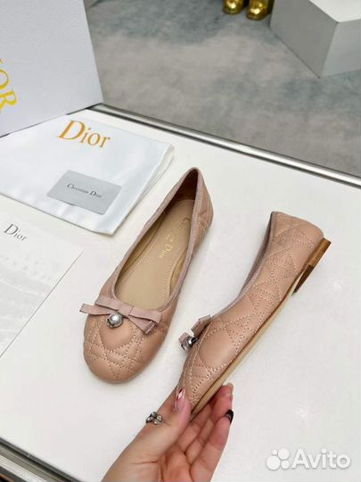 Балетки женские бежевые Dior