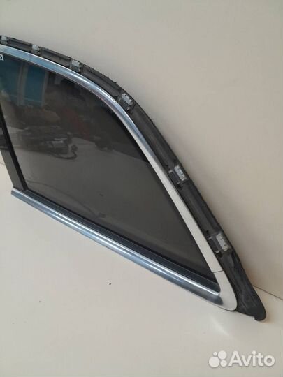 Стекло кузовное глухое левое Audi Q7 4L 2005-2015