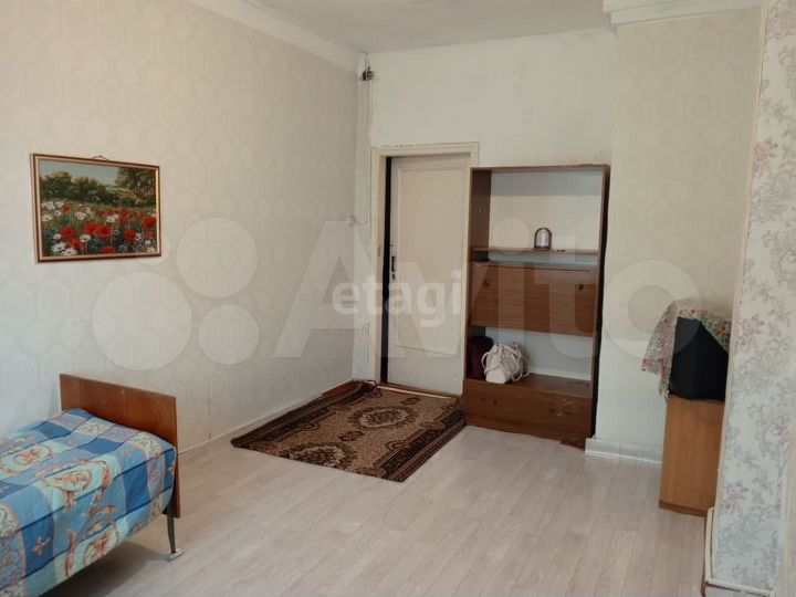 Комната 15 м² в 3-к., 2/2 эт.