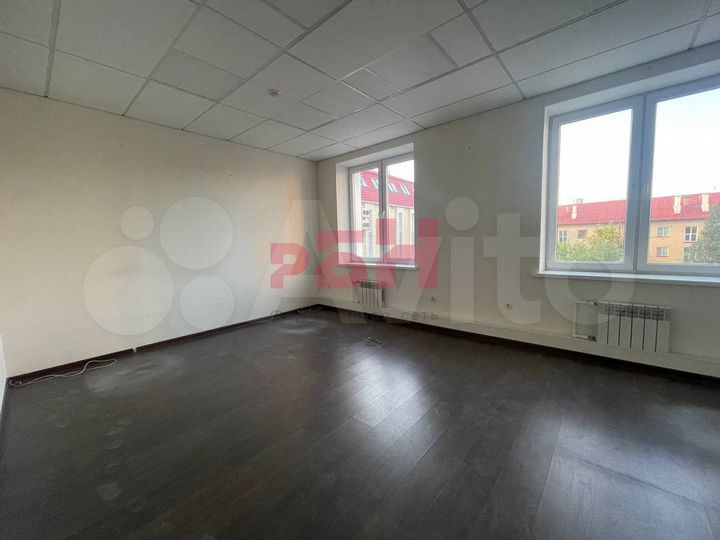 Сдам офисное помещение, 116 м²