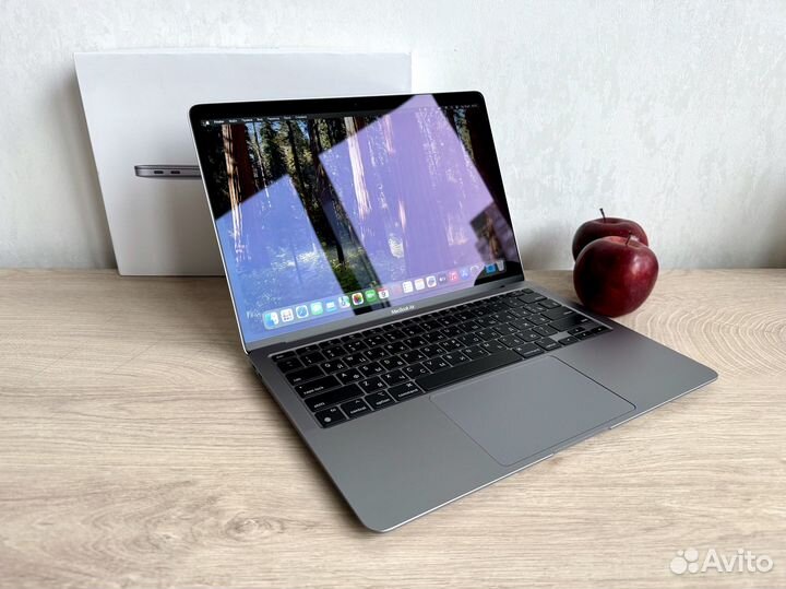 Новый MacBook Air 13'' 2020 M1 8Gb SSD 256Gb