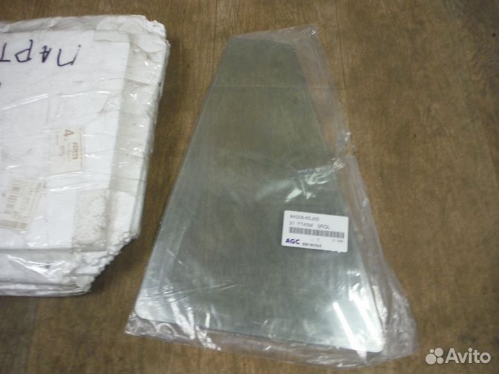 Стекло задней левой двери Suzuki Grand Vitara 2006