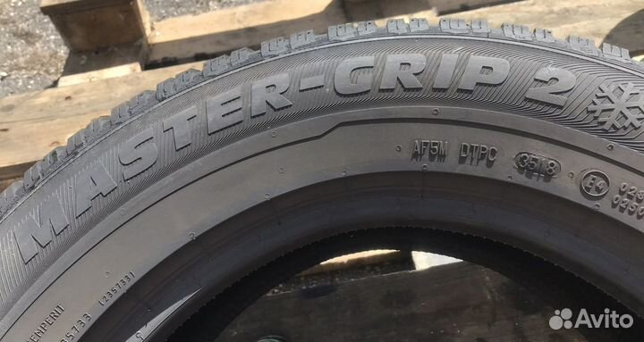 Semperit Master-Grip 2 215/65 R16 98H