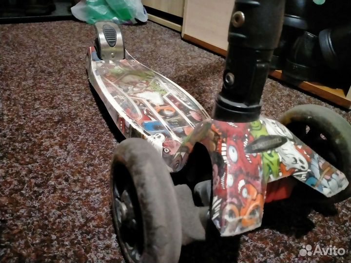 Самокат детский трехколесный