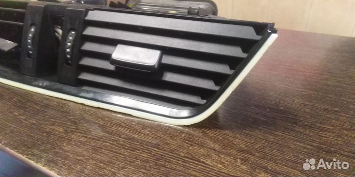 Дефлектор центральный skoda oktavia a7